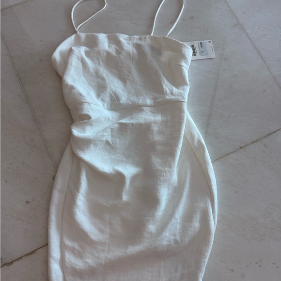 Zara Dresses & Skirts - Zara Elegant White Spaghetti Strap Dress